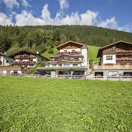 Art Neustift im Stubaital