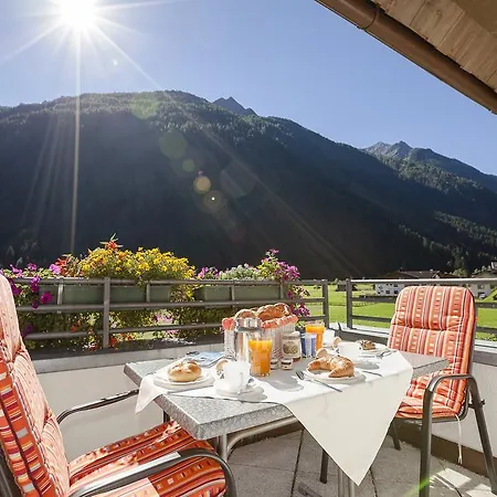 Apartment Gastehaus Kartnaller Neustift im Stubaital